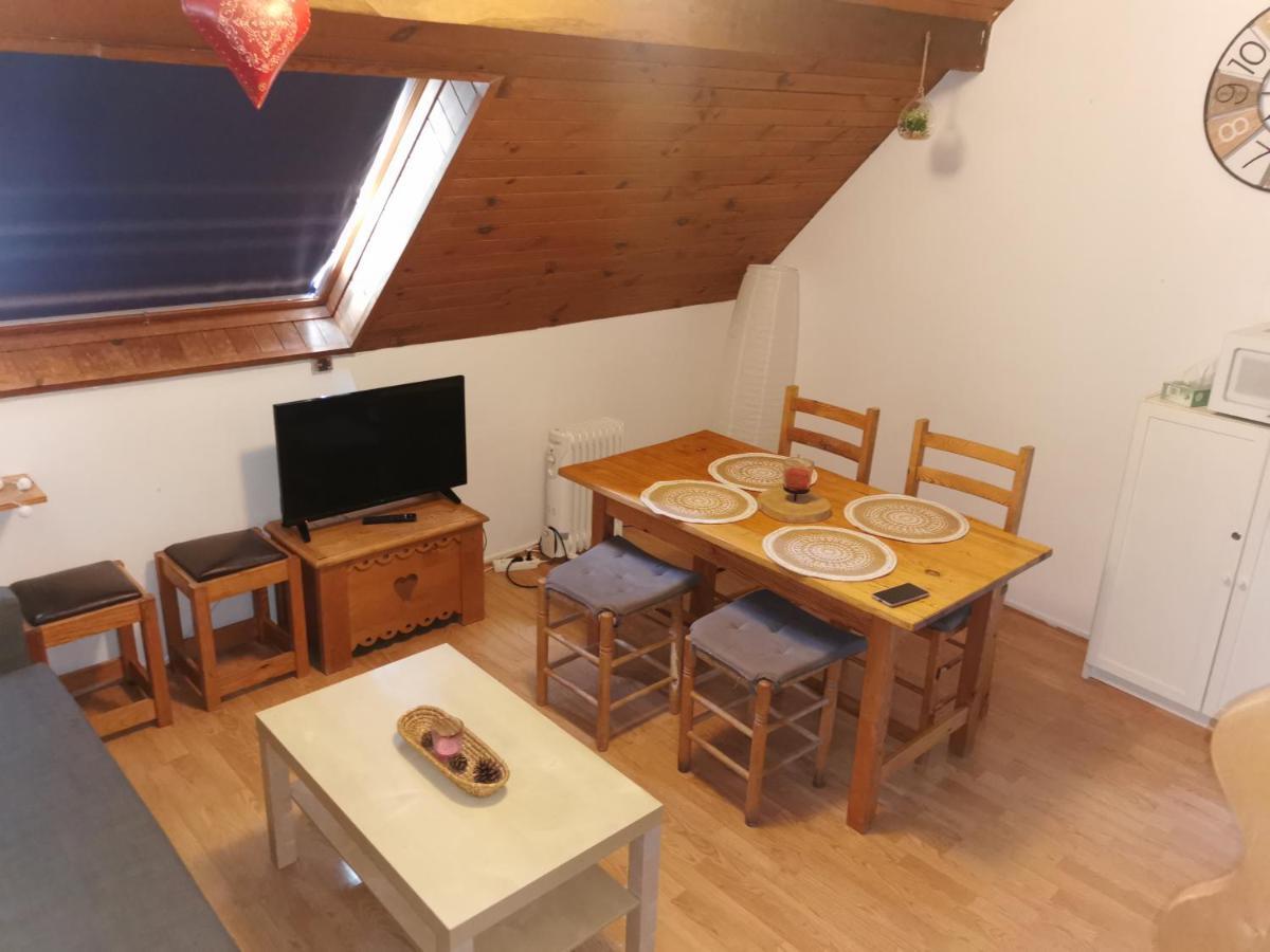 Le Petit Chalet Luchonnais Bagneres-de-Luchon Exterior photo
